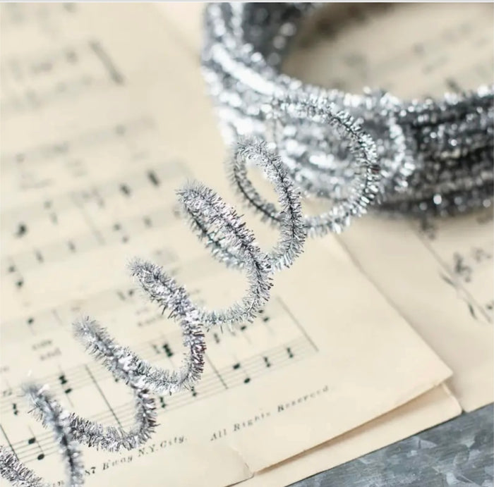 Wired Vintage Style Skinny Tinsel Garland.