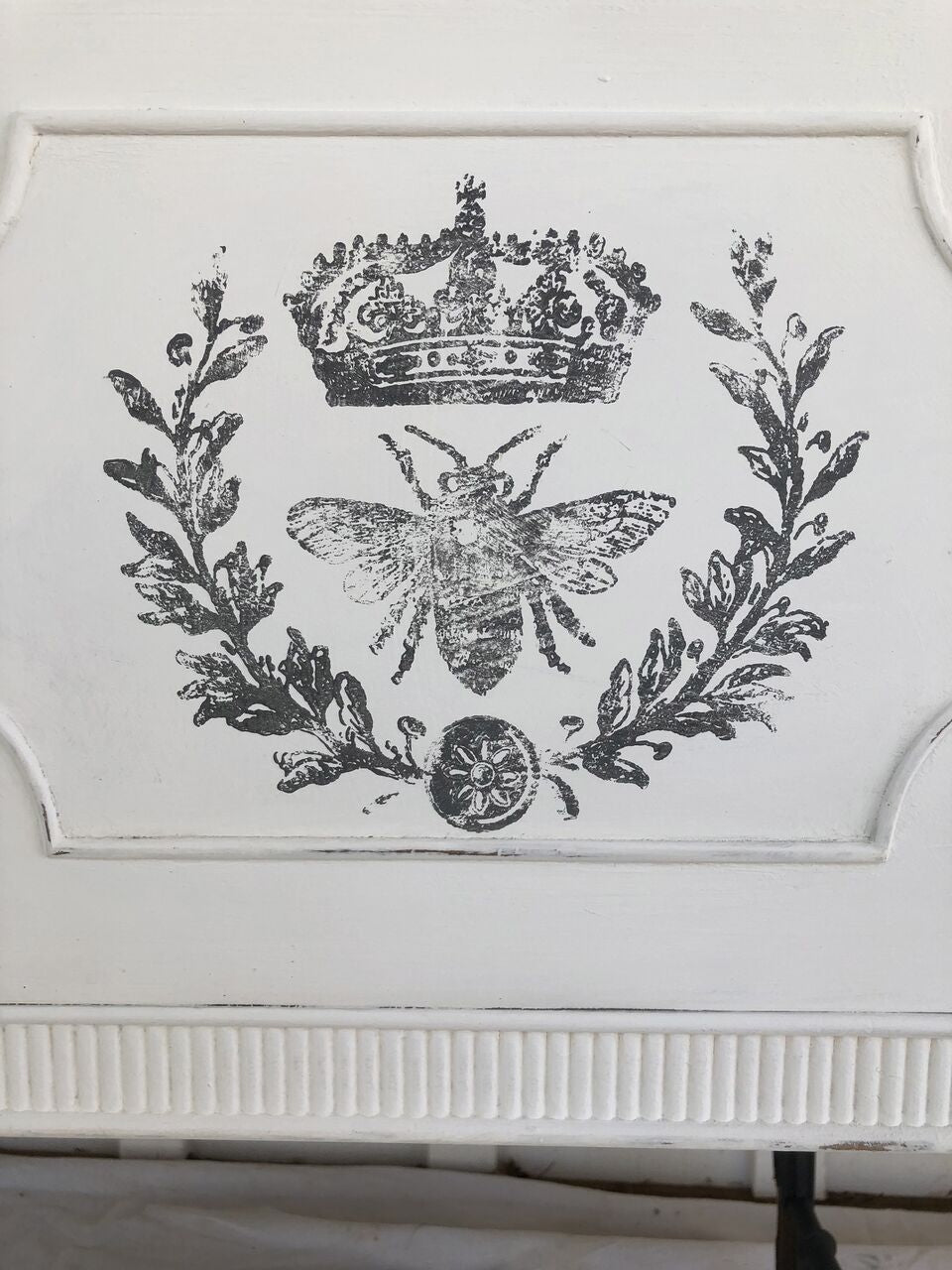 Queen Bee IOD Décor Stamp