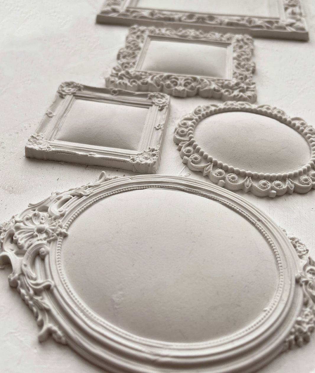 Frames IOD Décor Mould