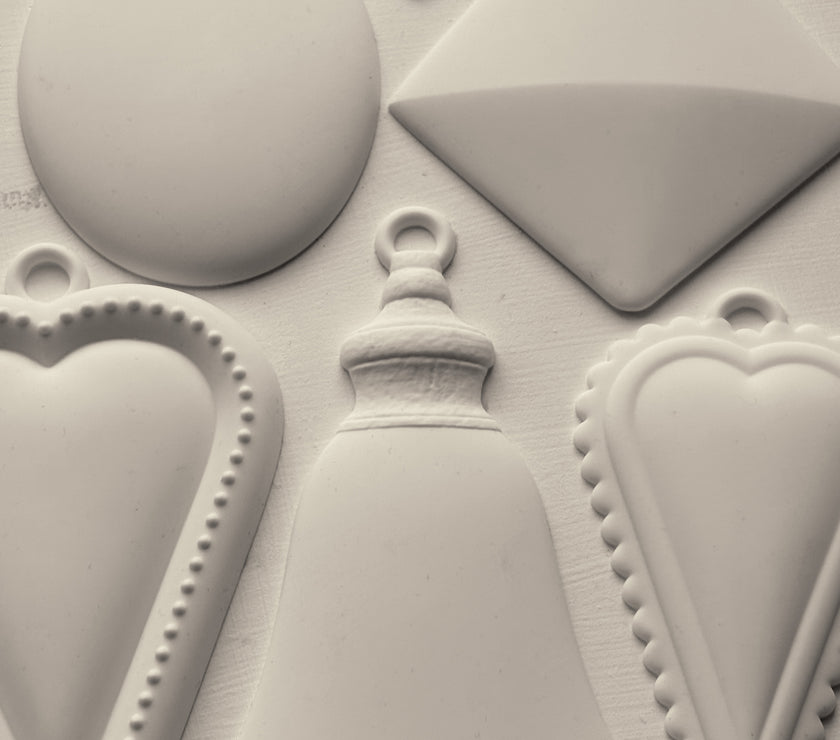 Bibelots 2 6x10 IOD Mould