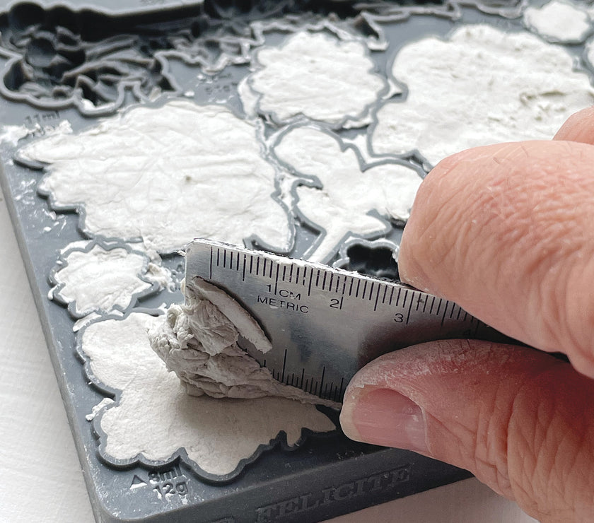 Felicite IOD Décor Mould