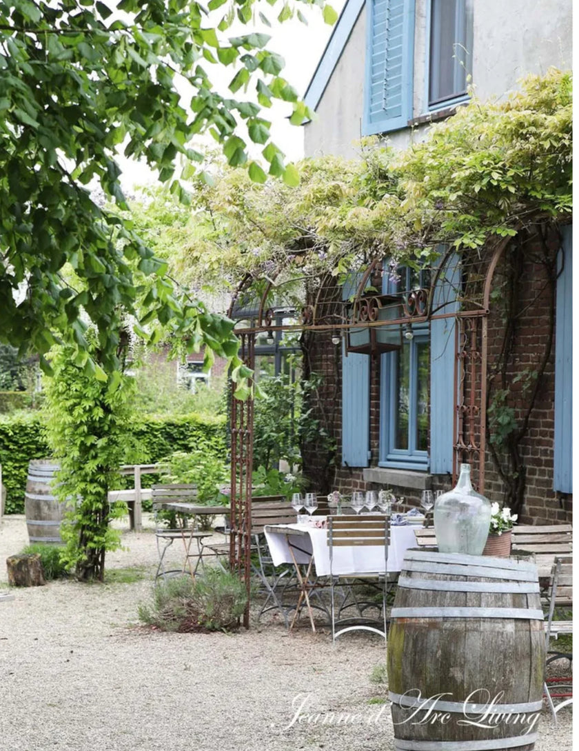 Jeanne d'Arc Living - Issue #6 2025