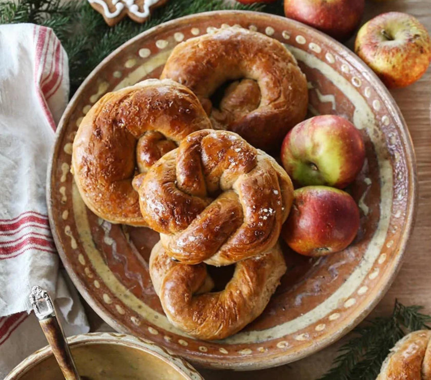 Jeanne d'Arc Living - Issue #8, 2025