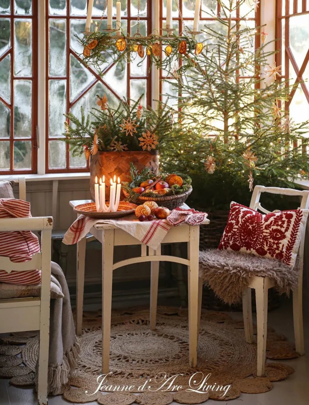 Jeanne d'Arc Living - Issue #8, 2025