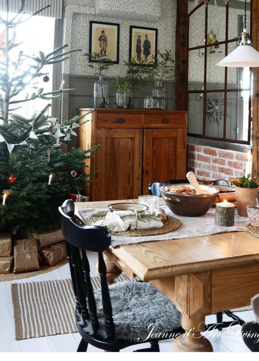 Jeanne d'Arc Living - Issue #7, 2025