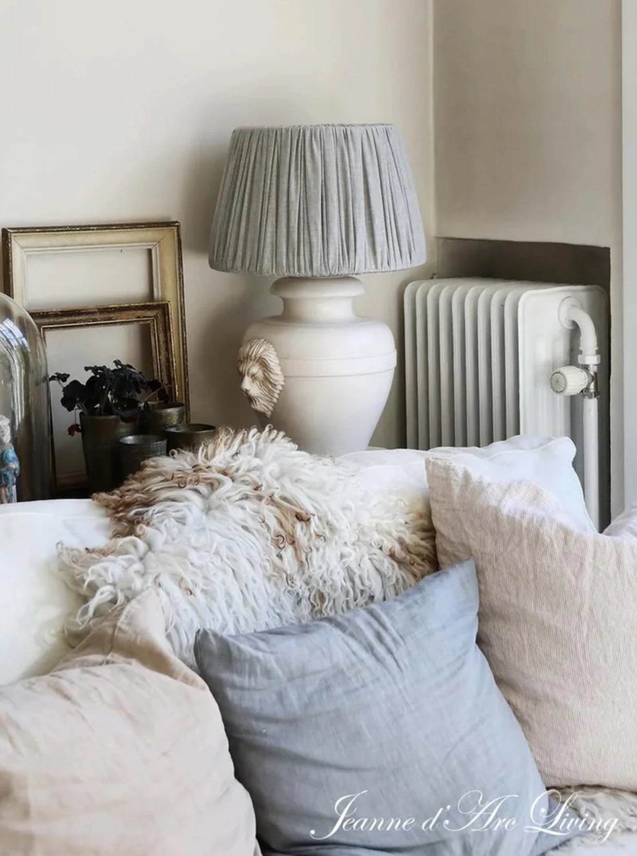 Jeanne d'Arc Living - Issue #6 2025