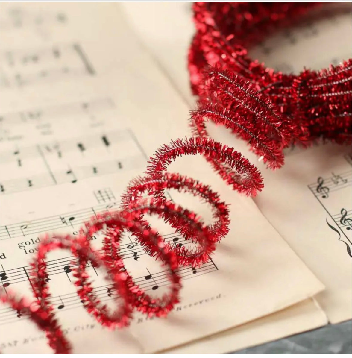 Wired Vintage Style Skinny Tinsel Garland.