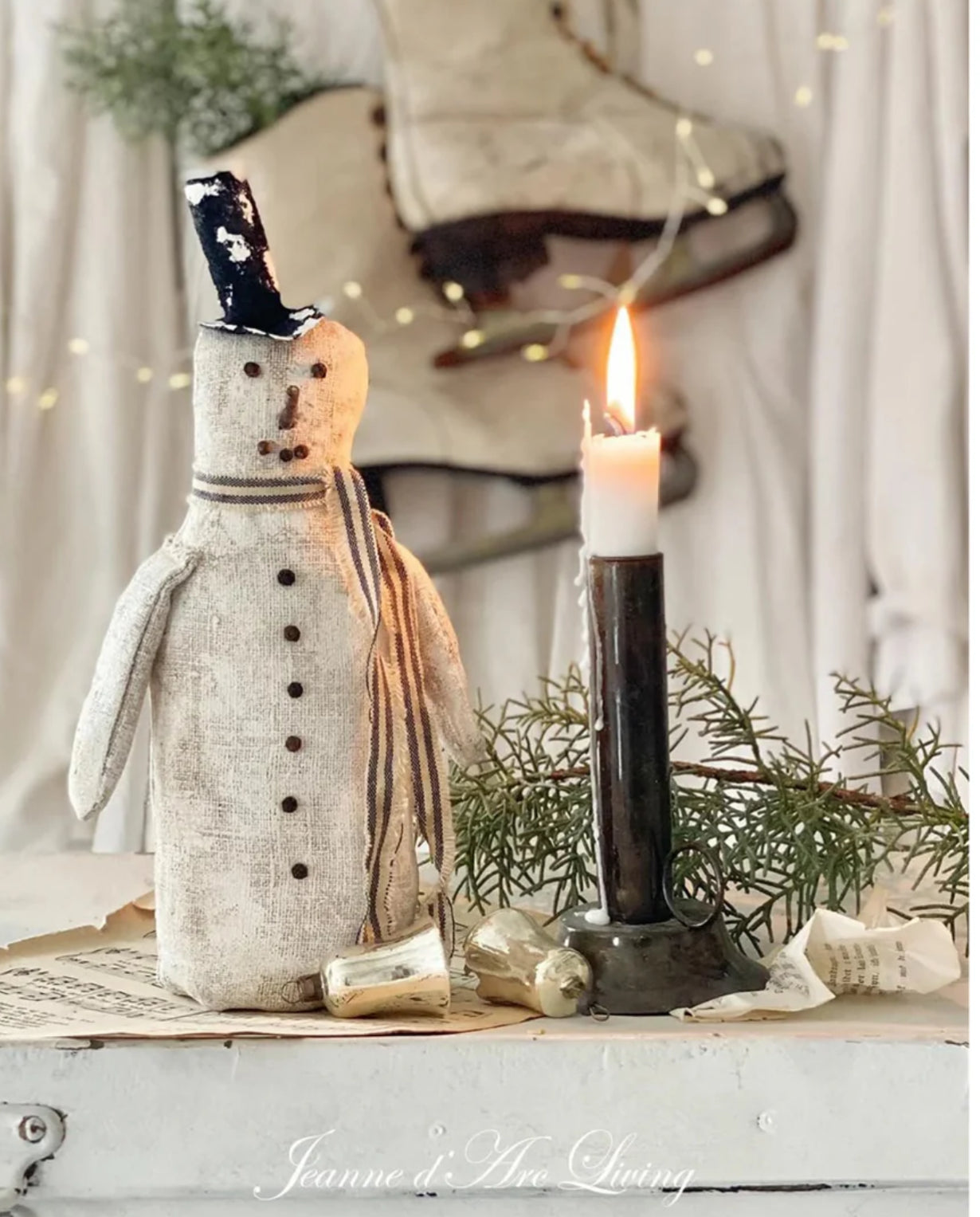 Jeanne d'Arc Living - Issue #8, 2025