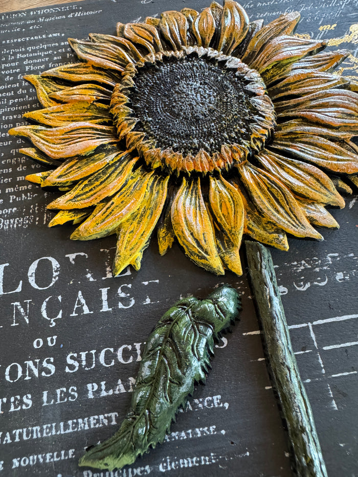 LOCAL WORKSHOP! Simply Beautiful Fall Décor : in person at ellen j goods 10/6/2026 6-8 PM