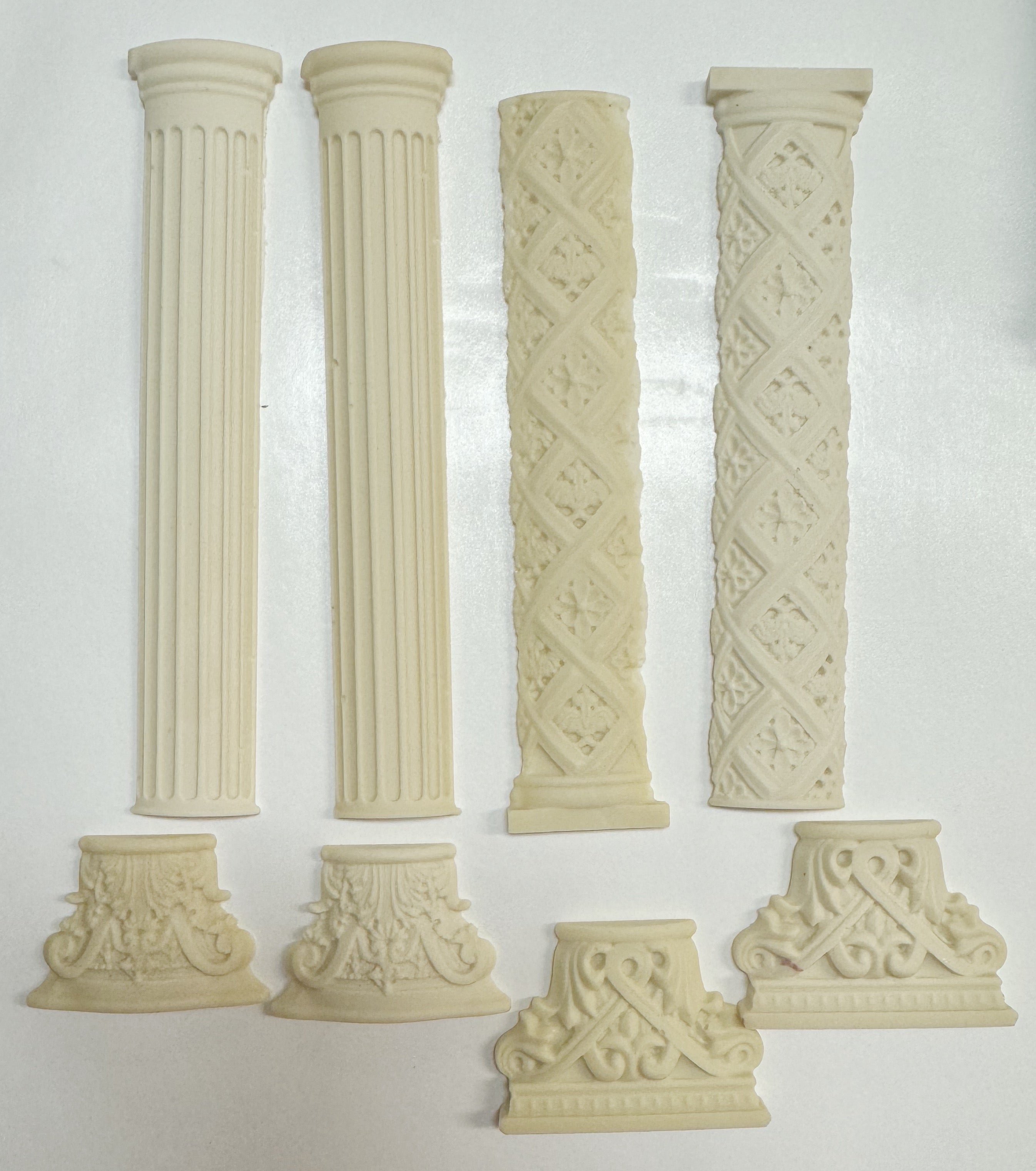 Set of 4 Resin Columns and Capitals