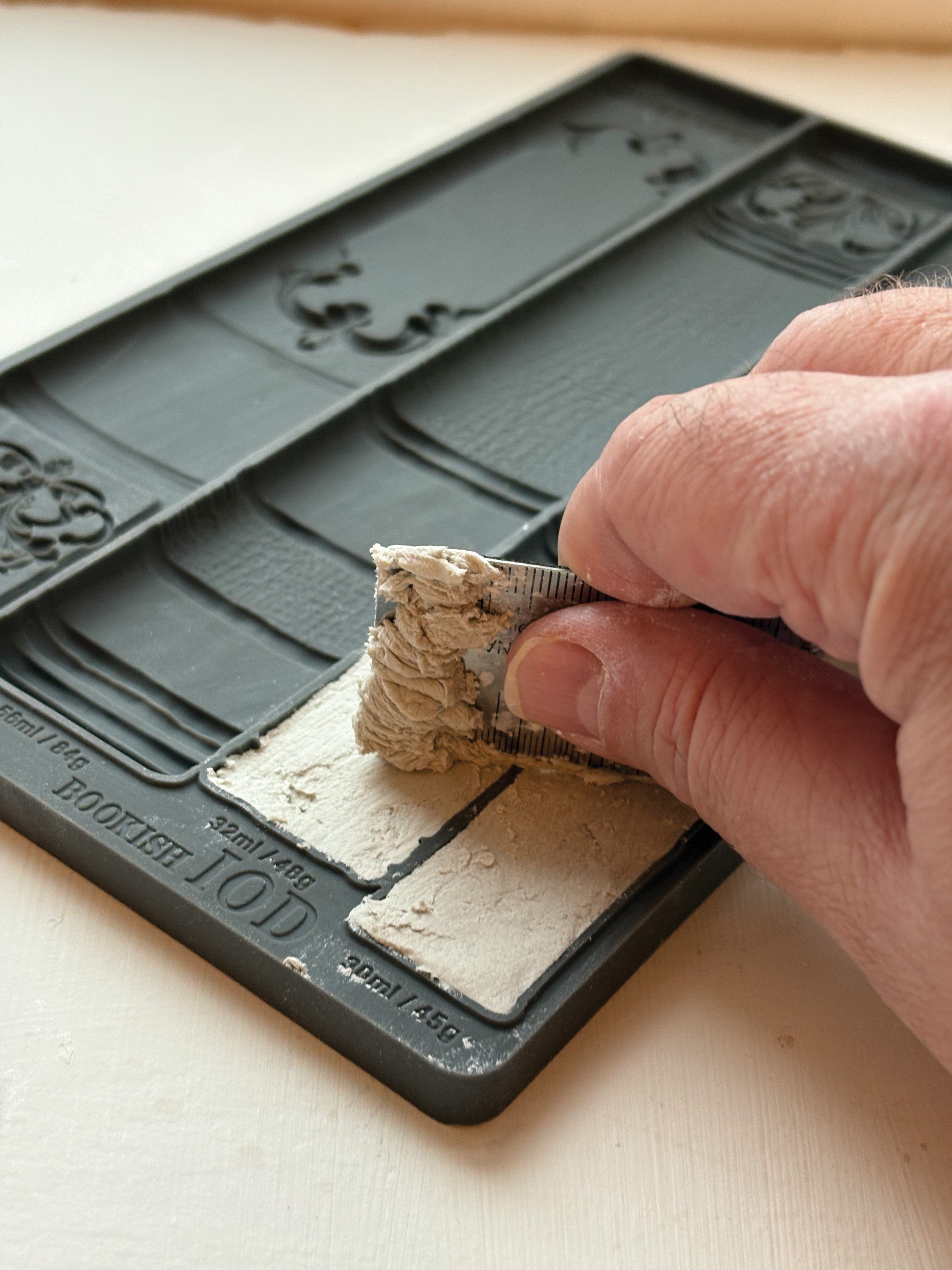 Bookish 6x10 IOD Mould