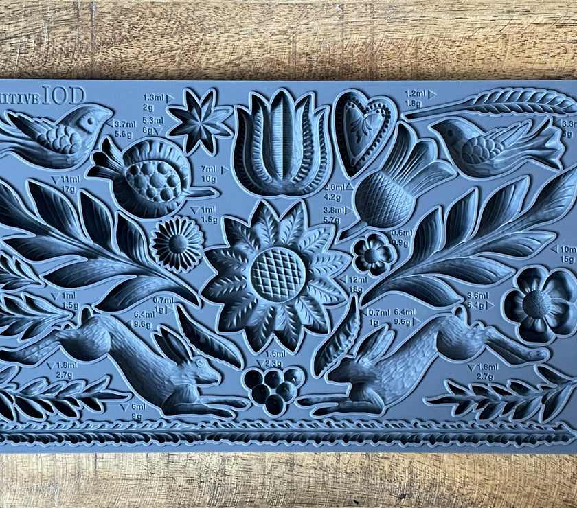 PRIMITIVE IOD Décor Mould
