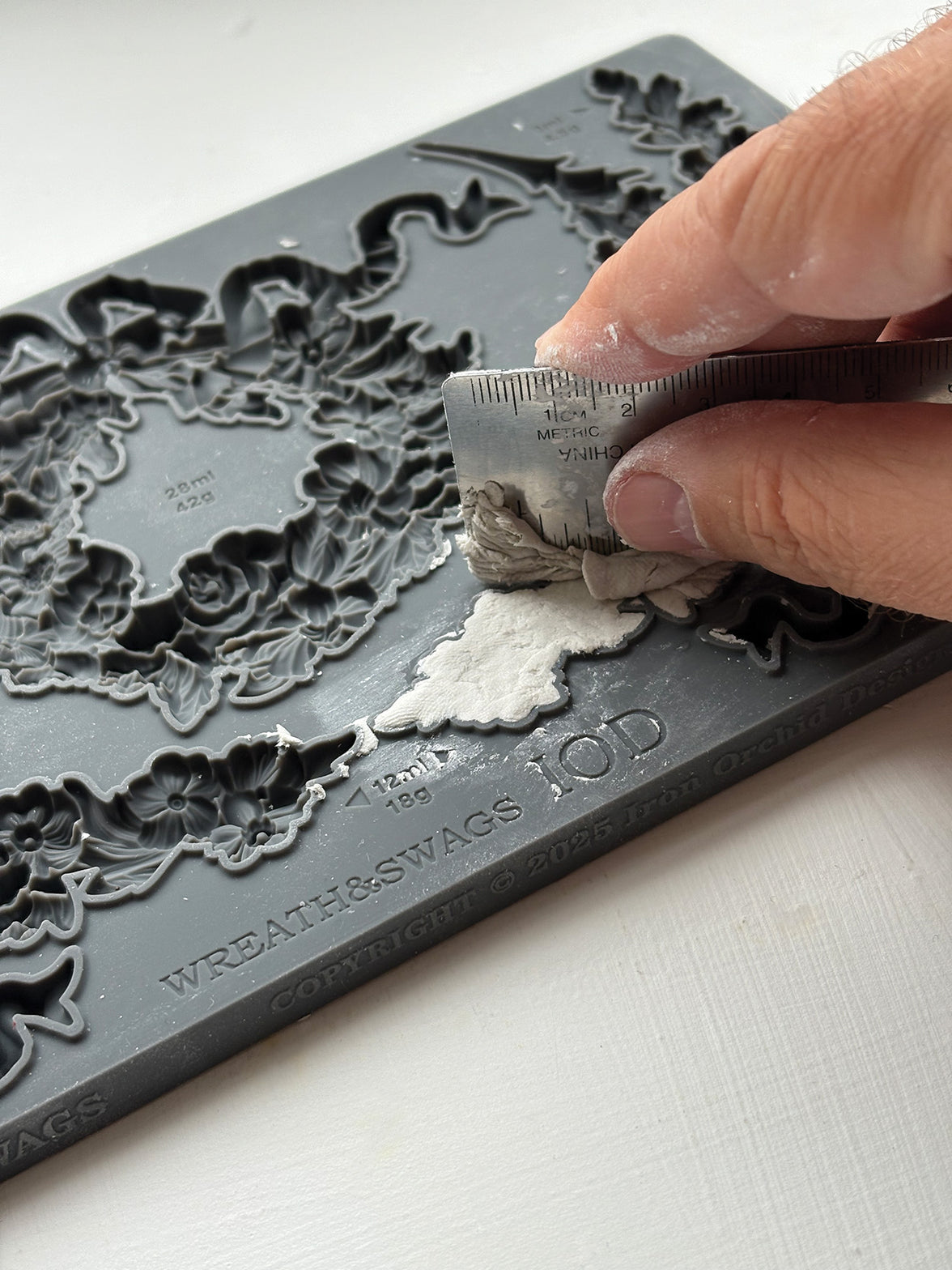 Wreath & Swags 6x10 IOD Mould™