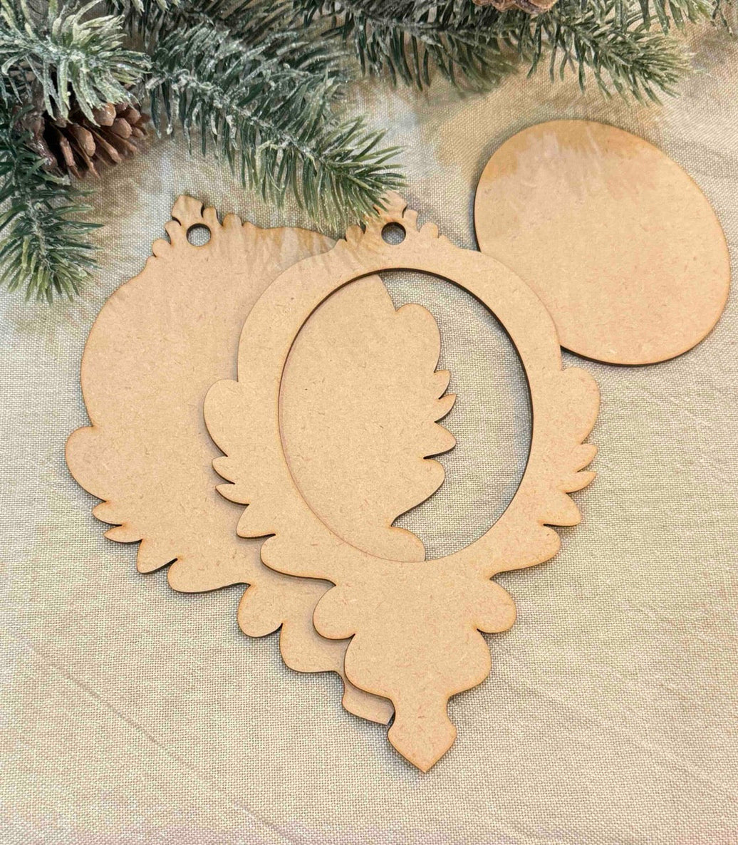 MDF Ornament with Overlay Frame, 3 pieces