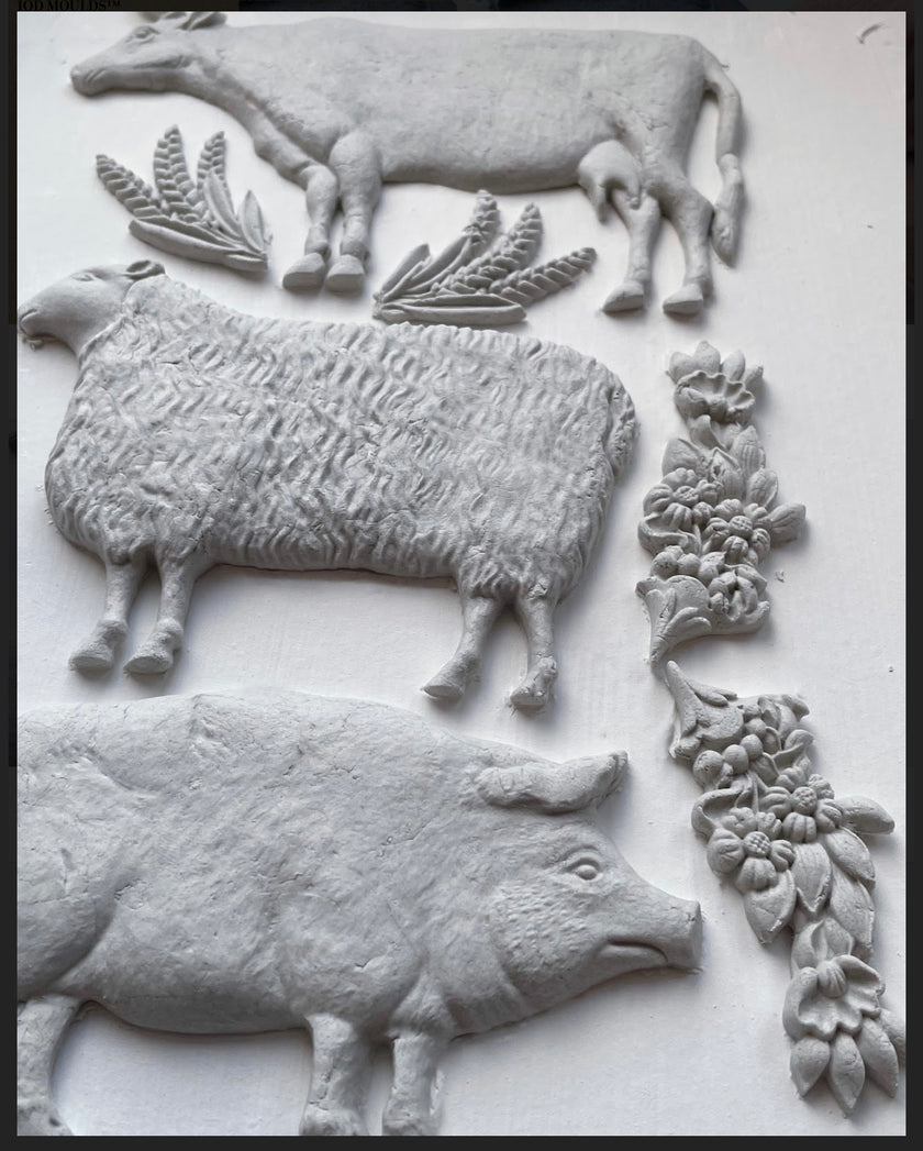 Village Market IOD Décor Mould