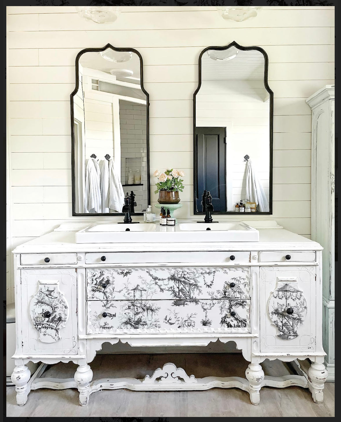 Petits Parasols IOD Paint Inlay