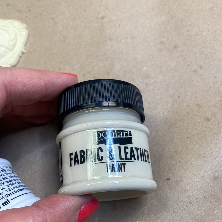 Pentart Fabric and Leather Paint 50ml