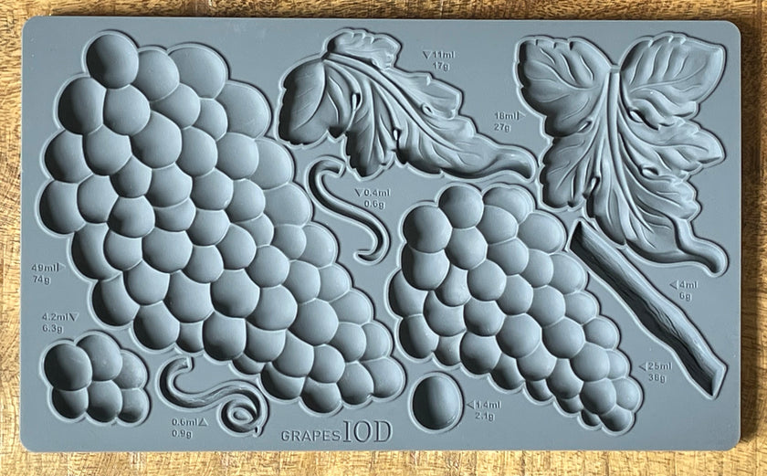 Grapes IOD Décor Mould (DISCONTINUED)