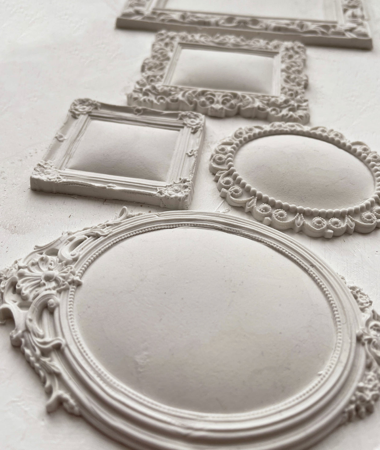 Frames IOD Décor Mould