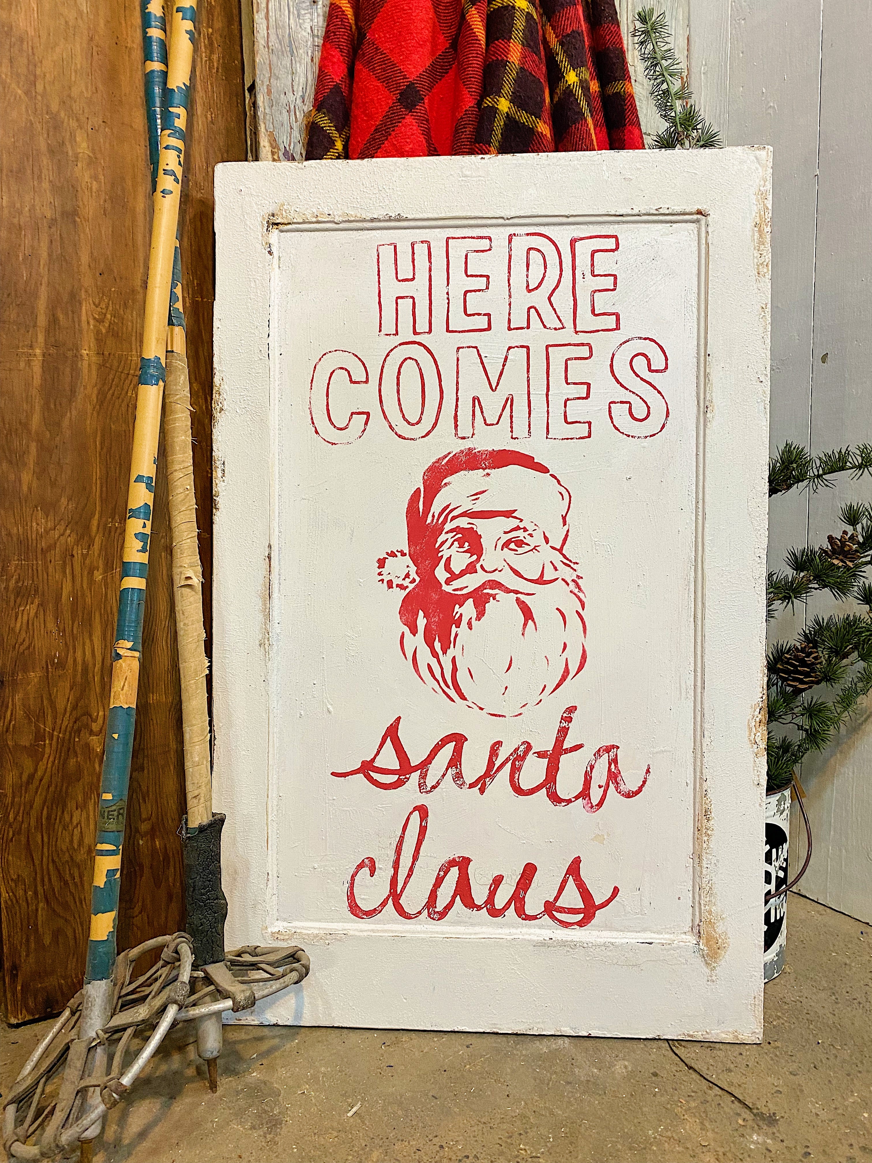 Retro Santa stencil